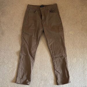 Lucky Brand Men's Tan Chinos